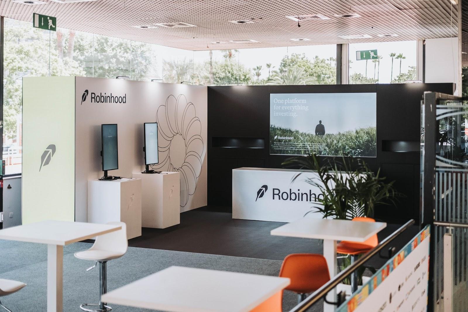 伯恩斯坦分析师预测监管明朗化后，Robinhood和OpenAI代币化争议即将平息